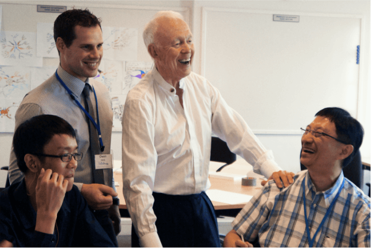 Tony BUZAN Mind Mapping et Lecture Rapide pendant une formation